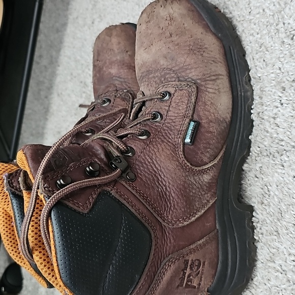 Timberland Brown Leather Work Boots with Lace-Up Design Womens - Picture 2 of 5